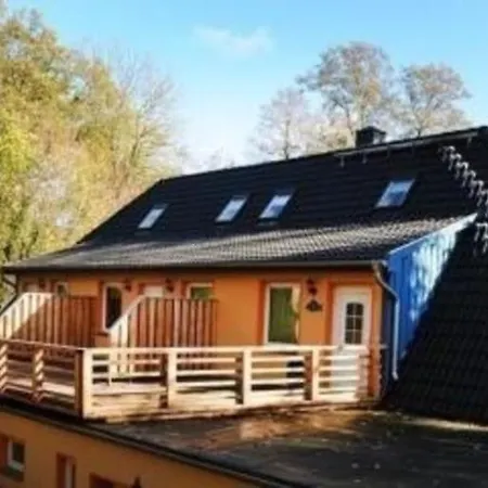 Ferienwohnung Im Landschaftsschutzgebiet, Mit Dachzimmer Und Terrasse Zum Mit Hauseigenem Bade-steg - A82406 *